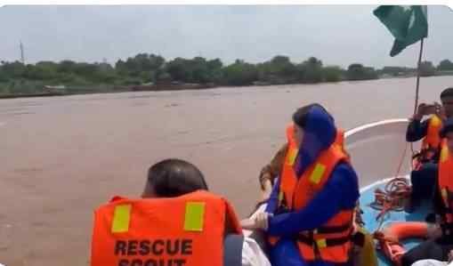 Maryam Nawaz Calls for Urgent Evacuations in Flood-Hit Punjab