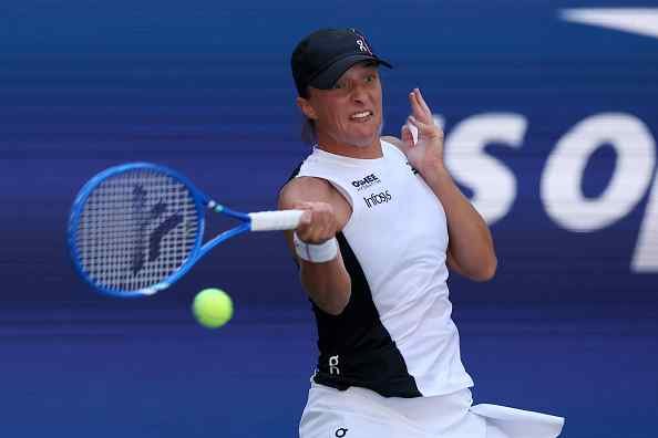 Swiatek, Sinner Dominate as US Open’s First Round Heats Up